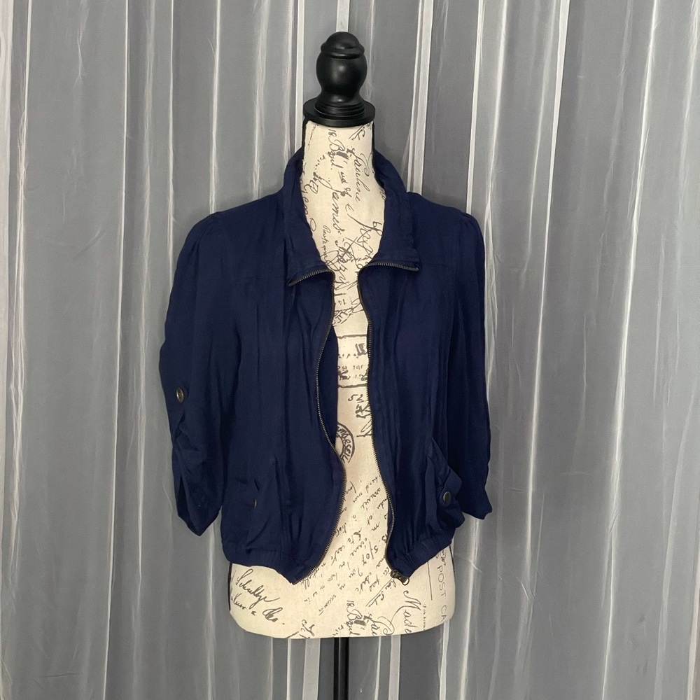 Mine navy zip up with 3/4 sleeves